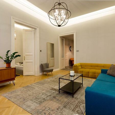 Luxury Twin 1-Bedroom In Kazinczy Street Budapest Esterno foto